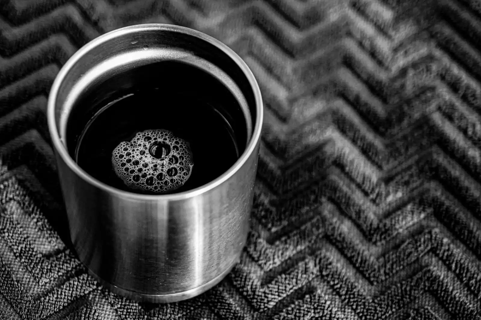 建筑施工现场安全绳与反光背心搭配使用规范指南
